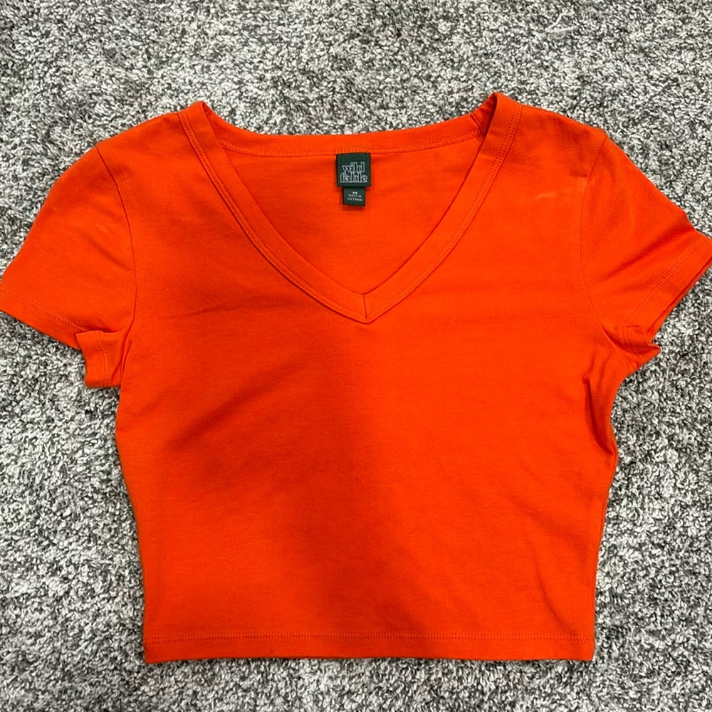 Orange tee
